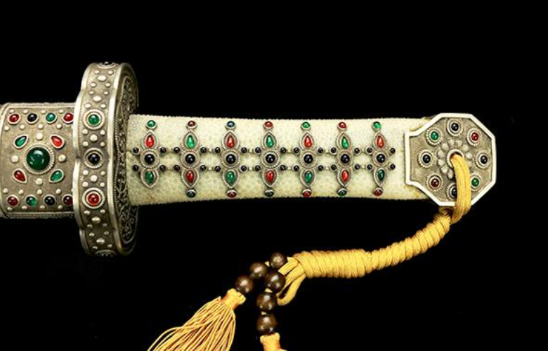 古代传奇三大帝王名剑两把千年不锈威力惊人一把至今无法仿制