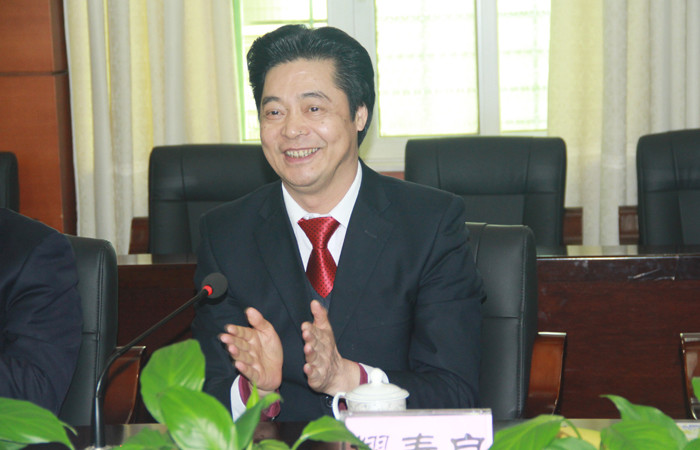 令人赞叹!不忘初心创办"富源学校",梅州首富演绎"机会垂青有准备的人"