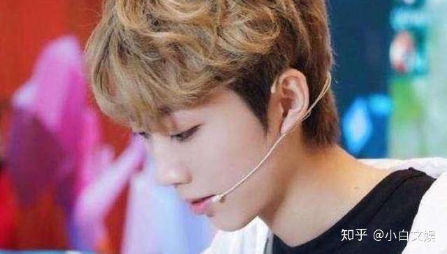 天赐解说kpl季后赛很专业，轻松化解尴尬场面