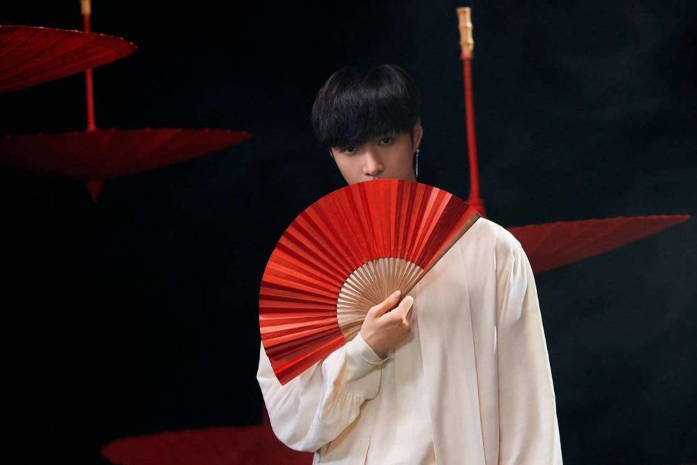 张艺兴|明星导师欢乐多，张艺兴痴迷平衡论，汪峰最爱谈人生，他惜字如金