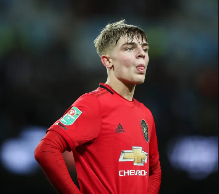 曼联新埃尔文将加薪10倍一年内两次续约自曝两队友最难对付