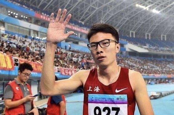 禁赛1年后复出!郭钟泽再夺400米冠军,3年前曾打破全国纪录