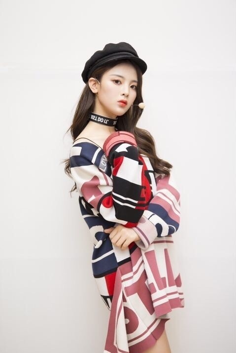 华语乐坛|女歌手排行榜前十名公布，实力派唱将全军覆没，华语乐坛没落了！