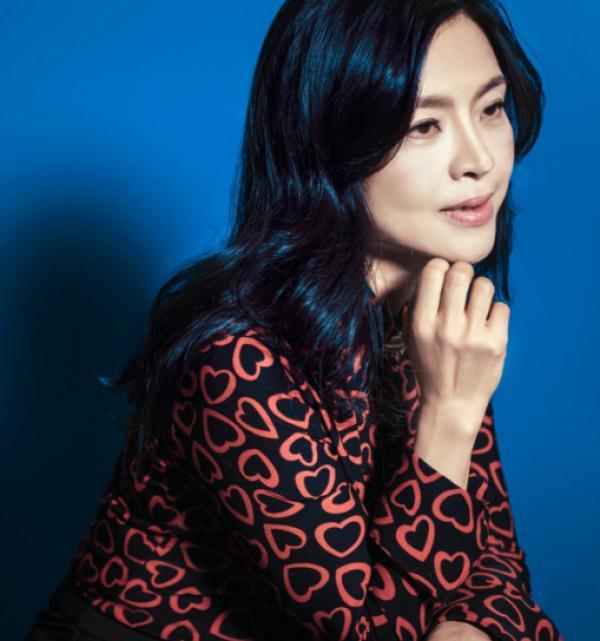 作者简介杨敏(minnie yang),留法博士.