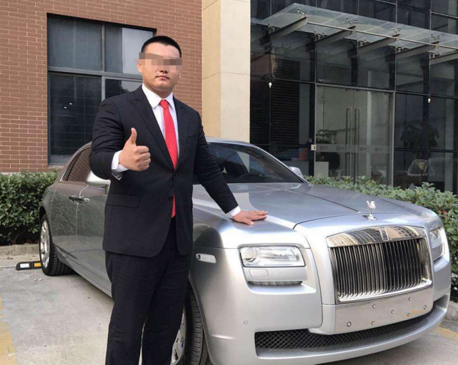 开劳斯莱斯的都是中年人?00后站了出来,网友表示拖后腿了