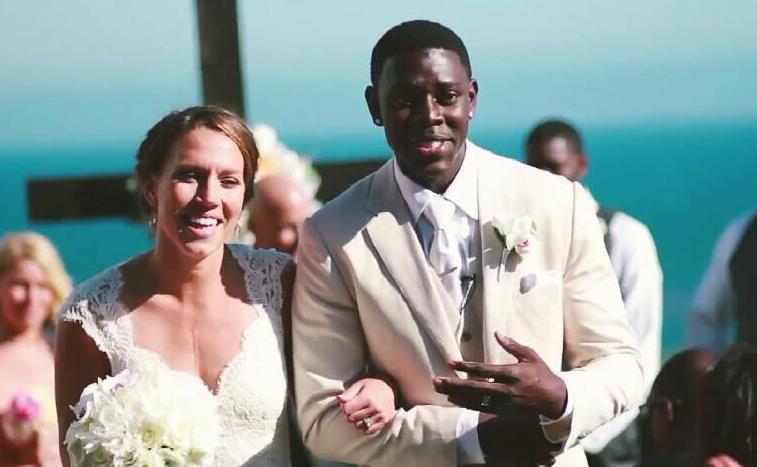 朱霍勒迪和妻子劳伦是一对球坛夫妻,只不过劳拉是女足队员,而且名声还