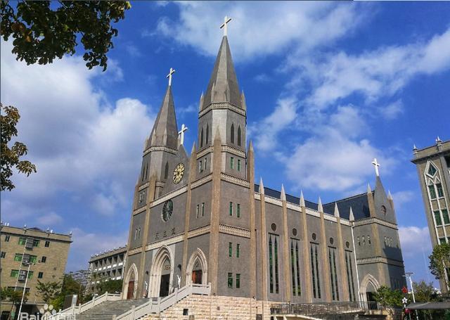 《梅州宗教志》出版参考资料:梅州市天主教经批准登记开放的天主教堂