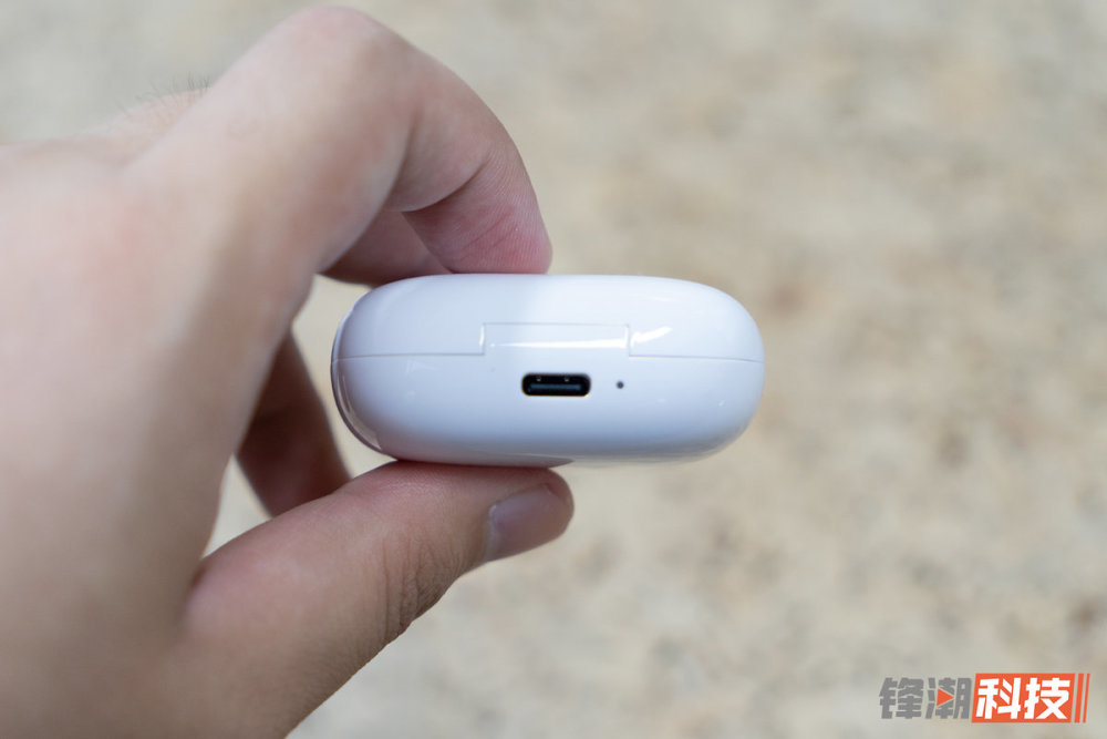 音质与易用兼得,oppo enco w51 降噪耳机图赏_腾讯新闻