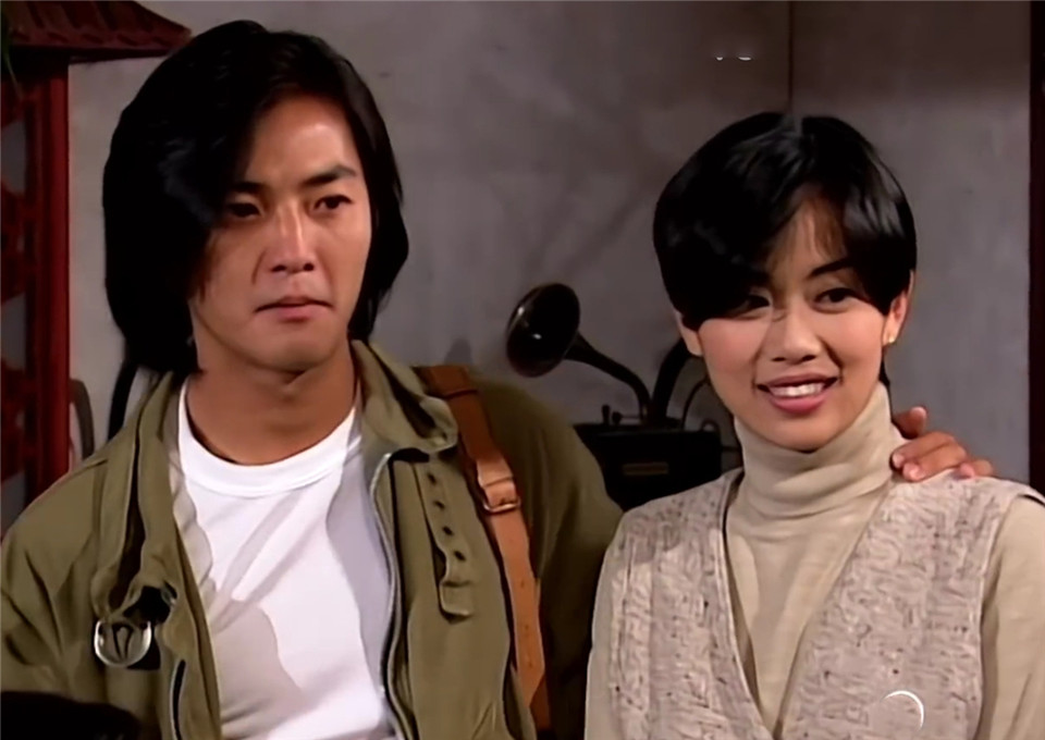 "他不只是我先生,还是我恩人"陈松伶缘何如此评价小8岁老公?_腾讯新闻