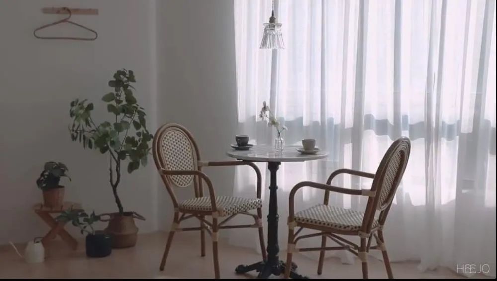 当95后少女并肩李子柒我才读懂这个女孩的可怕