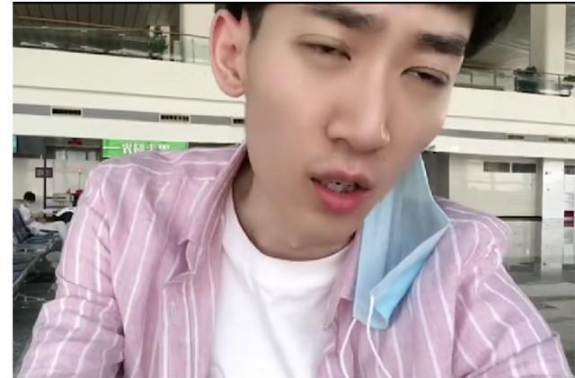 同时保持两个国服第一天赐成功成为官方解说