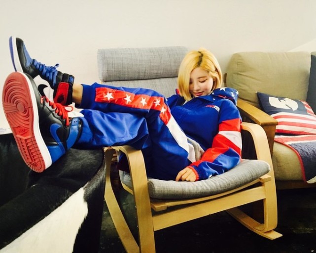 aj女神djsoda穿搭合辑无敌身材百双限量款美女鞋头