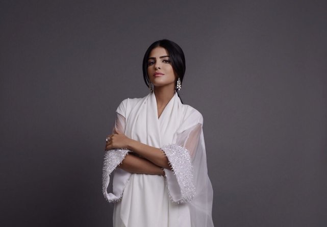 沙特最美王妃不戴头纱惹众怒,和王子离婚后再嫁亿万富豪!