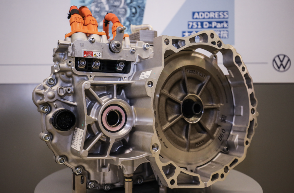 因此从严格意义上讲,dq400e是一台"三离合变速箱"