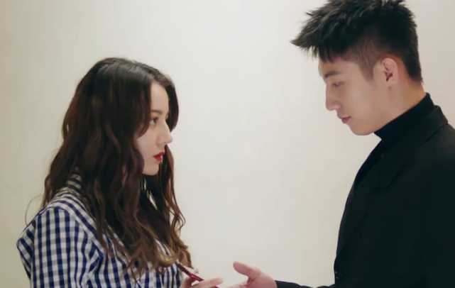 幸福触手可及:周放大度借前男友巨款,对方公开真相,宋凛却气炸