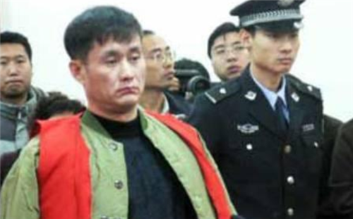 古语云:"月满则亏,水满则溢"以偷盗为生的黄庭利