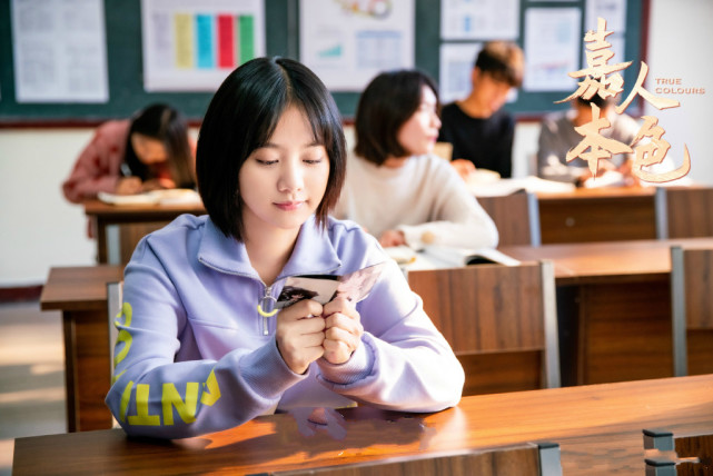 尤其是把"金钱"作为了一个重要的故事素材,让这部电视剧有了不错的地