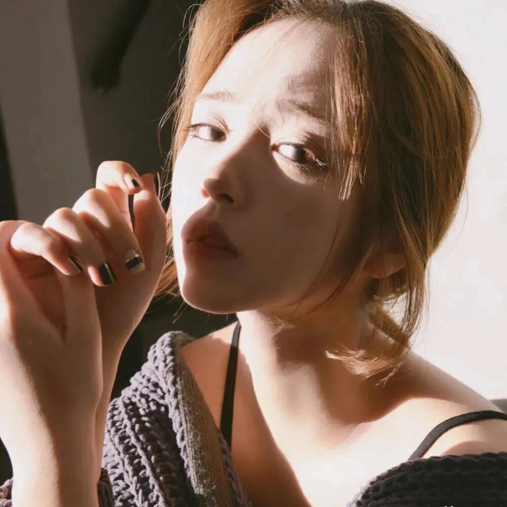 头像时光荏苒感情泛滥