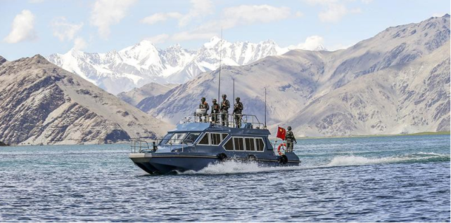 "西海舰队"装备928d巡逻艇是在928b / 928c巡逻艇的基础上升级而来的