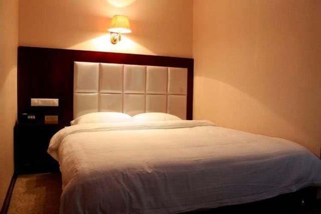 为何钟点房只有白天能开四个小时能做什么听听保洁阿姨怎么说