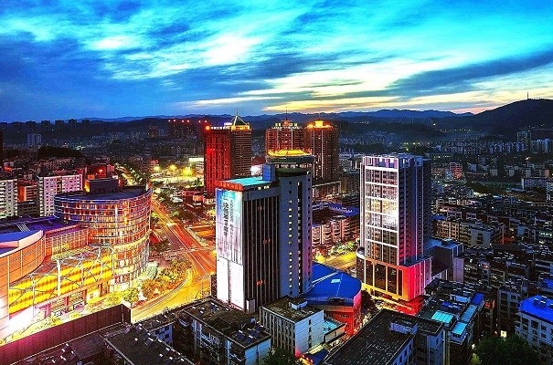 湖北省人口总数_湖北最新人口数据:黄冈不足600万,孝感领先宜昌(2)