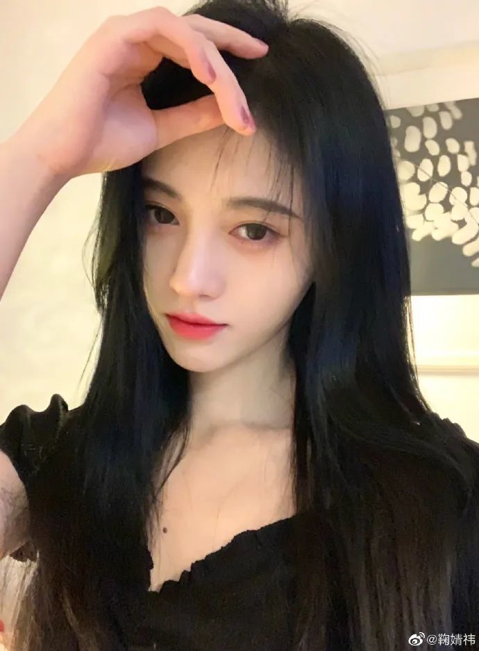 鞠婧祎|她们要是交出变美教程就不会被嘲了吧