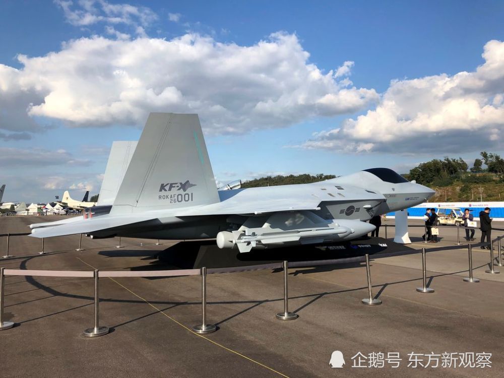 韩国五代机 F 22的身子 万国牌的机载武器 腾讯新闻