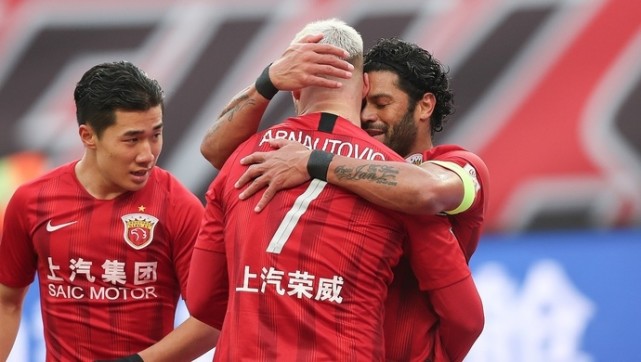 英超级强援莫伊已在上海隔离就等踢中超上港引援动作背后是冠军的心