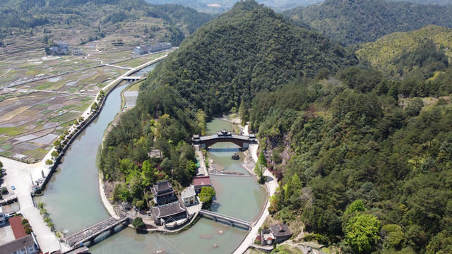 這位泰順人曾向左宗棠獻善後之策給戒食牛肉的佃農減租