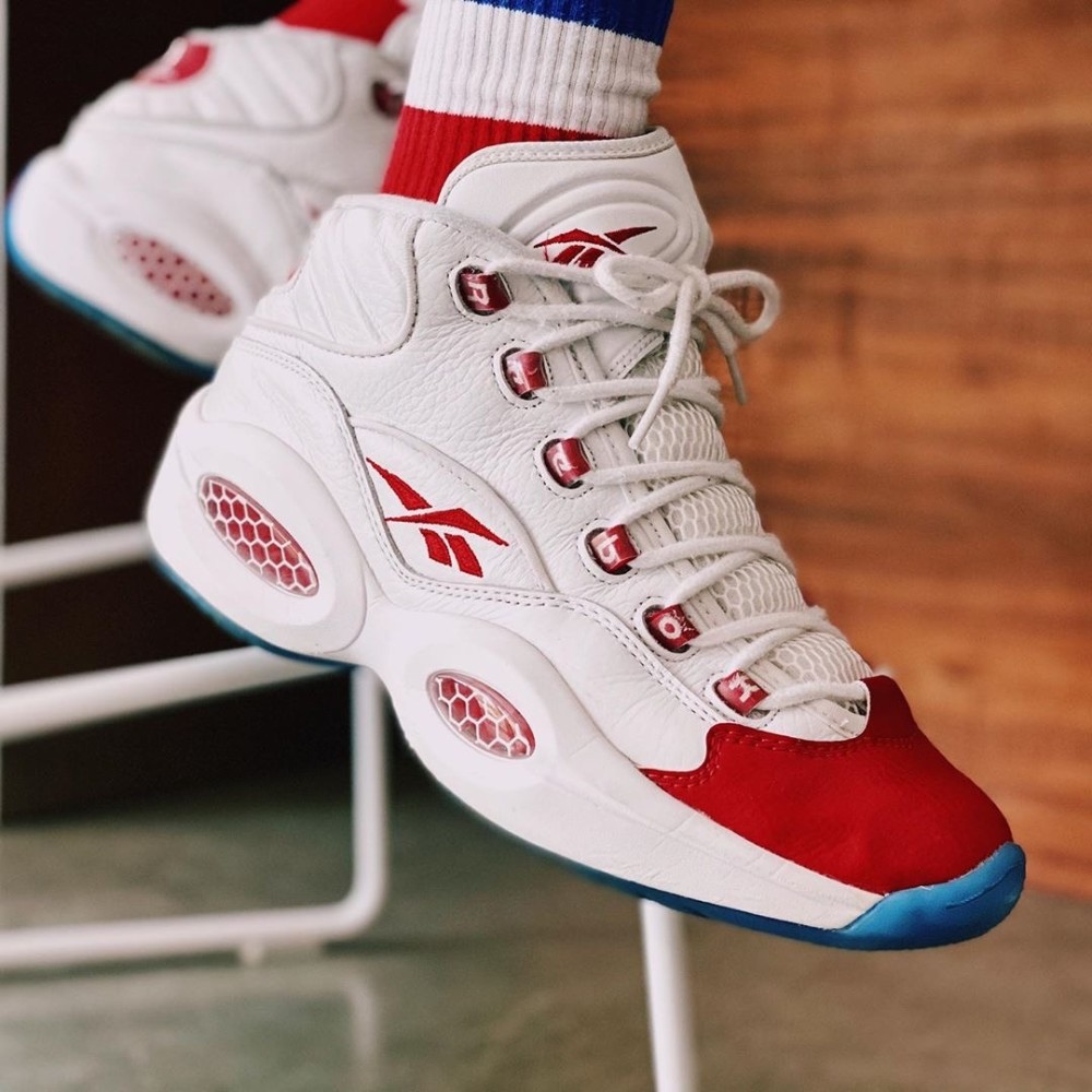 45岁的艾弗森依旧用球鞋续写着他的传奇