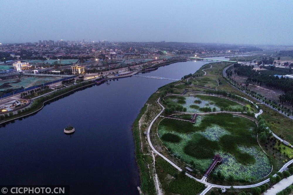 河北临城荒滩变稻田拓宽致富路