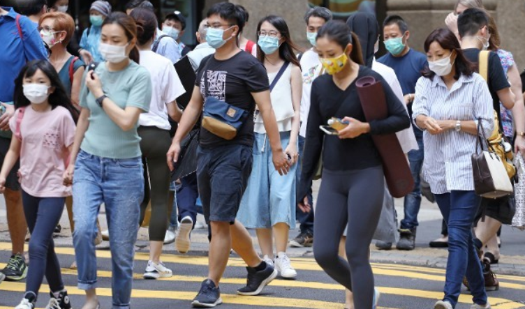 香港将向18岁以上居民每人派发1万港元 最早7月8日可收到 腾讯新闻