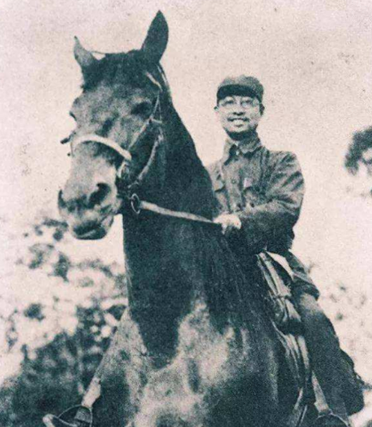 打得有多疼?鬼子坦克刷上标语:专打386旅