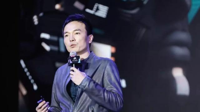 男子勤奋做销售反被老总骂,生气发飙回怼老总不懂装懂|求职|职场人