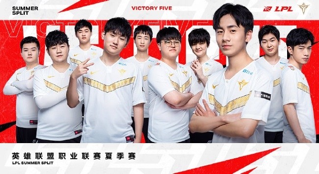 电竞lol比分网｜EDG躺平任嘲，排名继续往后掉，IG和FPX同进退