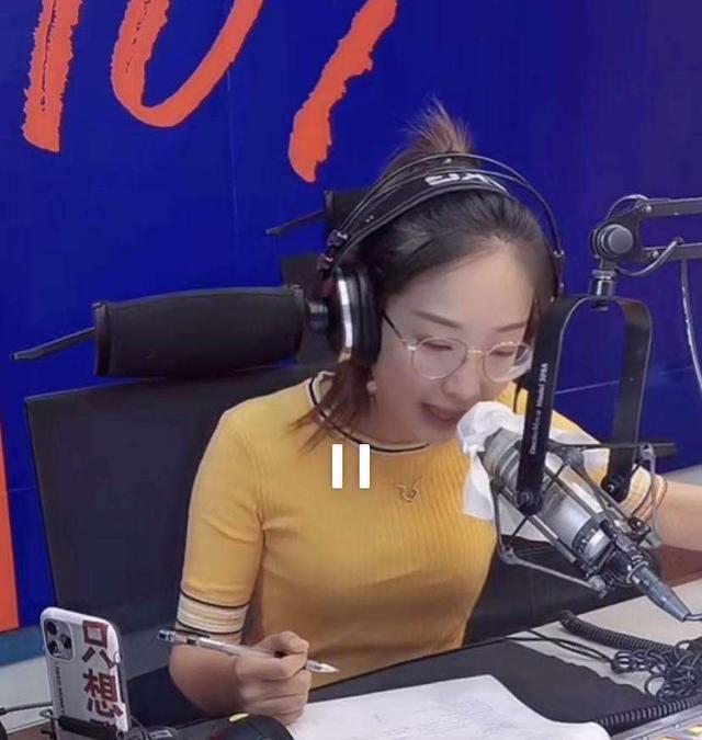 挑刺专家晓北作客wey vv6直播间,又一名场面?