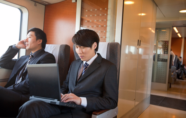 跟随领导出差这些多做那些少问牢记准没错