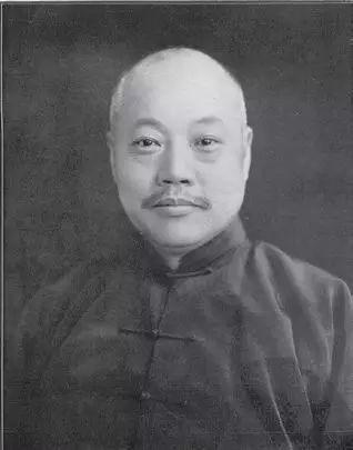 张自忠之谜:与日军秘签《香月细目》,关系亲近,究竟何原因