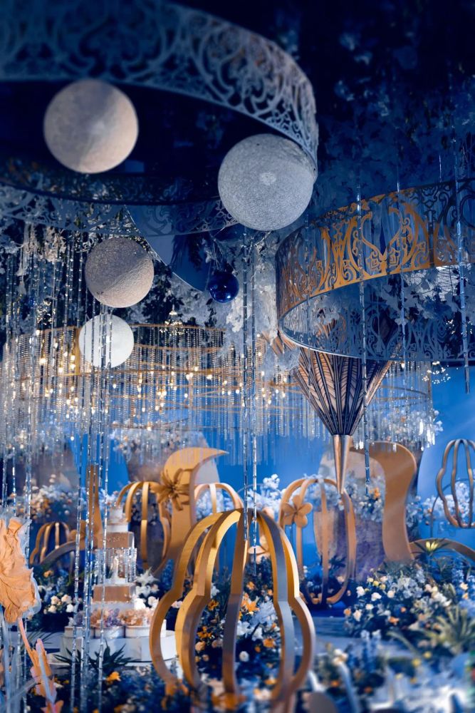 蓝色梦幻婚礼,满满的宇宙星河,穿梭沉浮之间被浩瀚的生命渲染