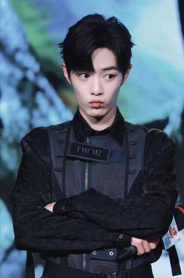 欢迎肖战学长创造营101两周年我们依旧那么喜欢他