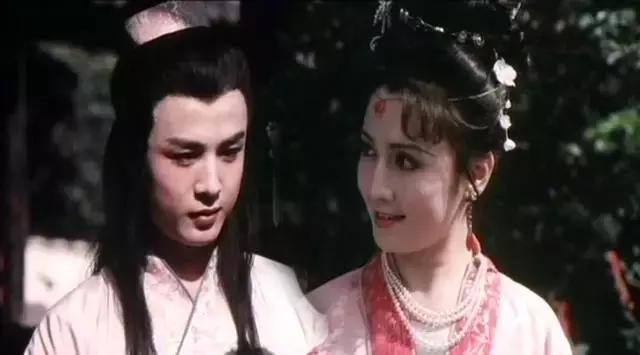 电影精变年轻时代的徐少华与魏慧丽一个真帅一个真美