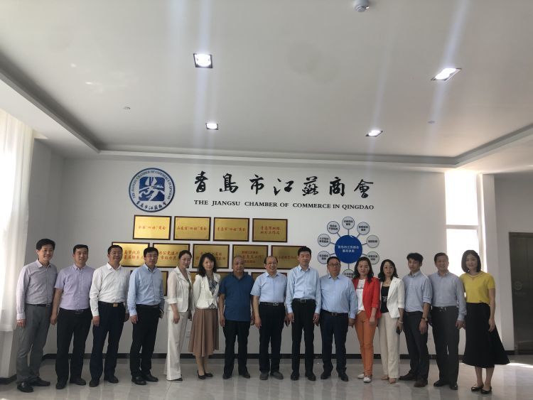 刘赞松表示,市委市政府成立服务企业工作队的初衷就是要和企业一起