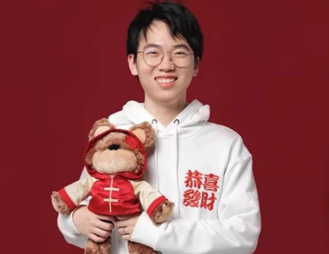 TES输掉比赛后猫皇被爆破，是怎么回事？