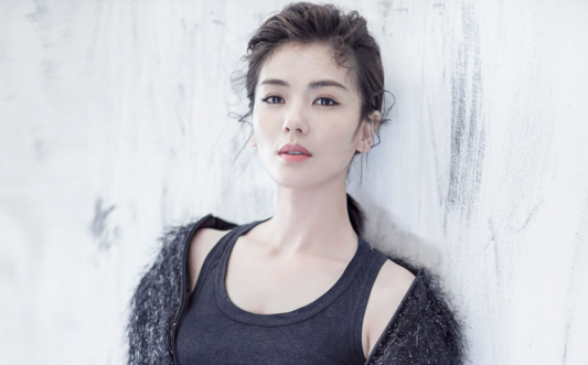 刘涛复出5年还四亿 她比刘涛更牛 老公欠债12亿 复出一周还清 腾讯网