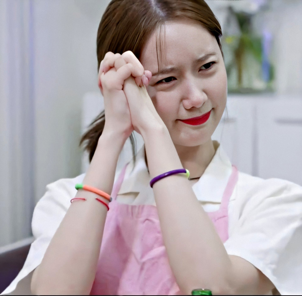 林允儿在韩国综艺上大秀中文,惊呆场上嘉宾,果然是宝藏女孩!