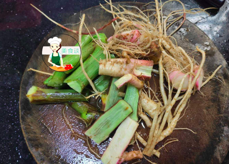 这根是个宝,很多人都当垃圾扔掉,煲汤鲜甜解暑,夏天喝肠道舒服
