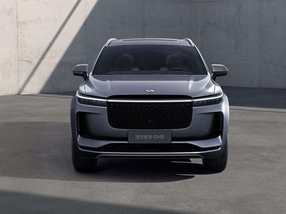 人生要有追求理想one汽车带你追求理想感受未来的生活伙伴