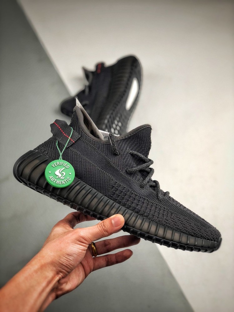 一閃一閃亮晶晶yeezy350v2static椰子黑天使開箱