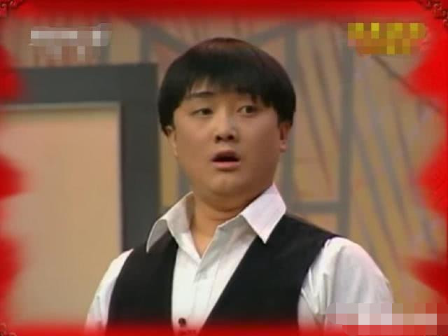 虽然并非相声演员出身,但最后洛桑和博林表演的还就是相声,并靠相声