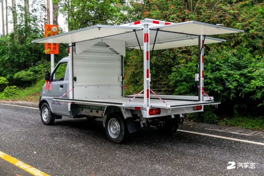 五菱摆摊神车提车评测自带电动侧门摆摊也要有仪式感